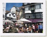 1399-Busy Cathedral Square Exeter * 800 x 600 * (111KB)